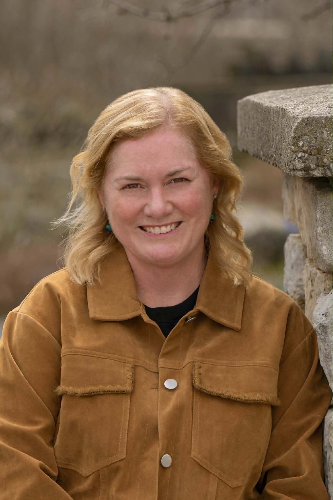 Bronwynne Wilton headshot